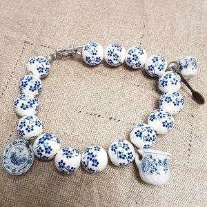 Porcelain beaded Bracelet